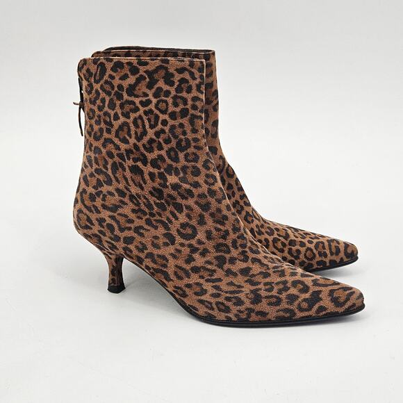 Stuart Weitzman Leopard Animal Print Bootie Kitten Heel Size 7.5 - Picture 1 of 12